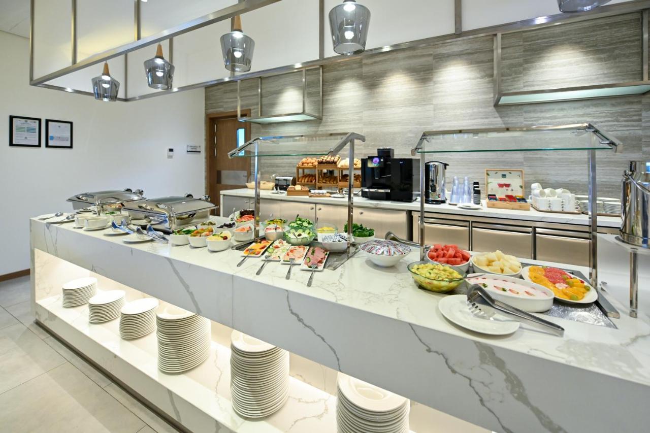 Comfort Hotel Jeddah King Road Luaran gambar