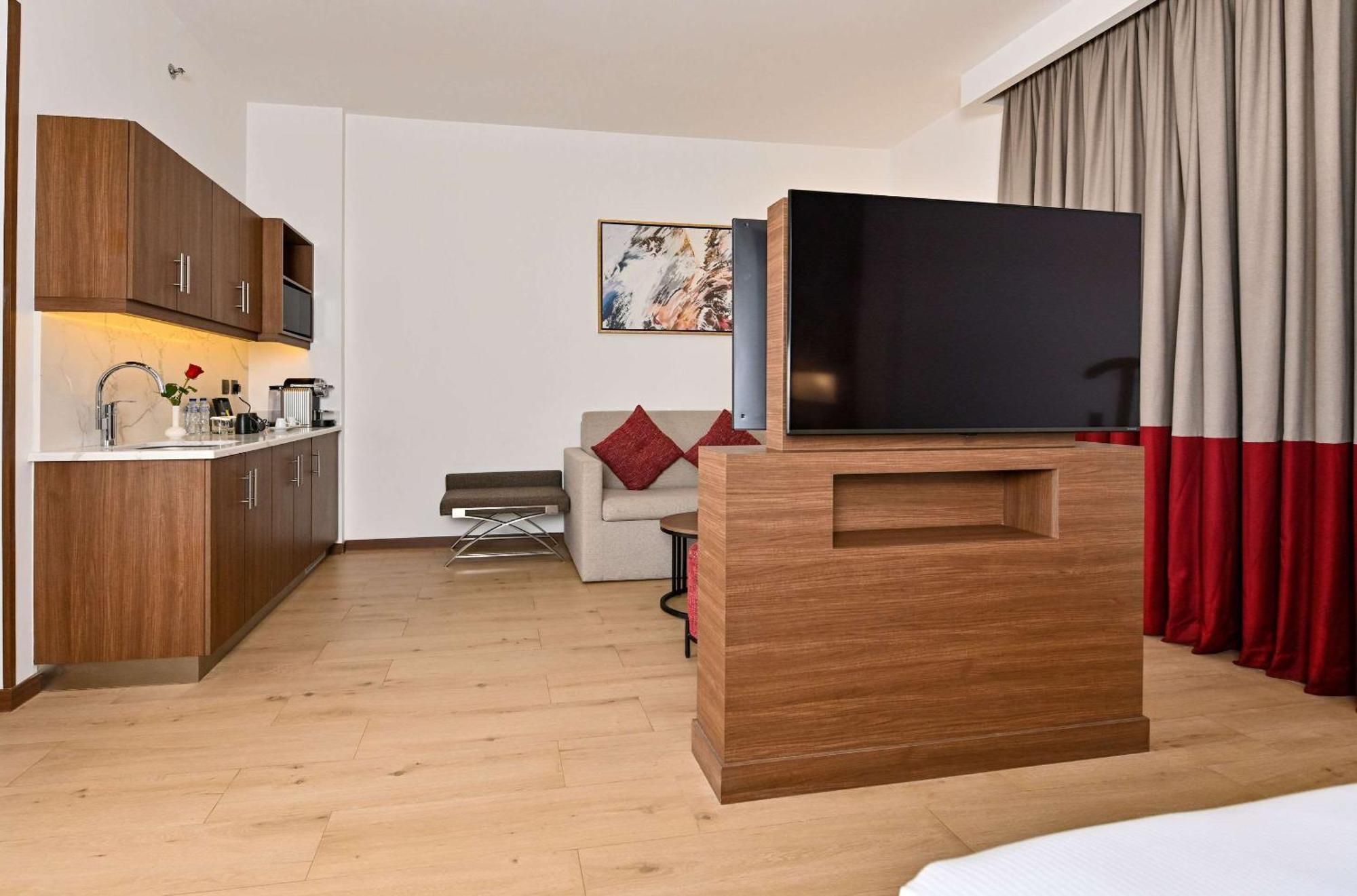 Comfort Hotel Jeddah King Road Luaran gambar